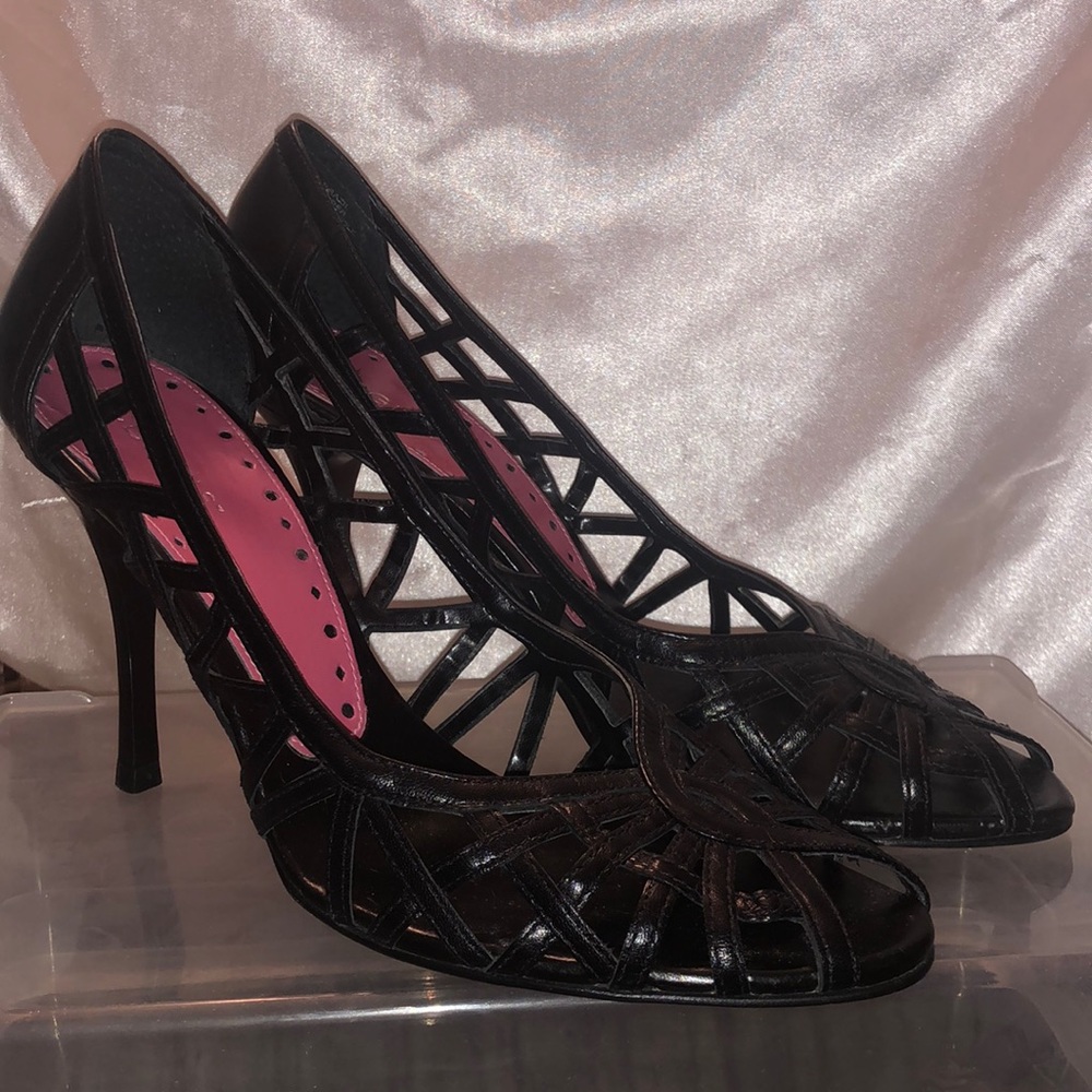 BCBG Black Sandal Pumps